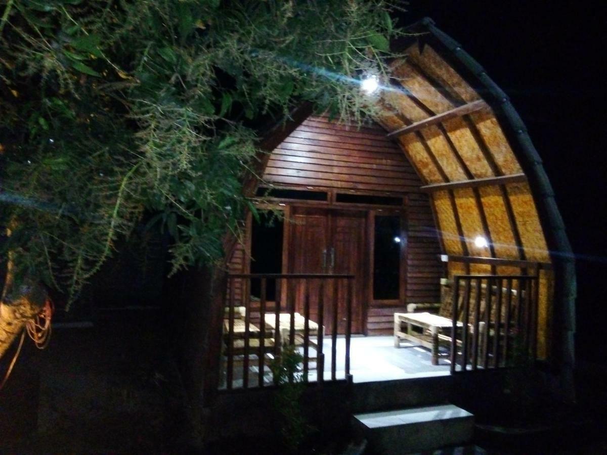 Bale Hostel Kuta  Екстер'єр фото