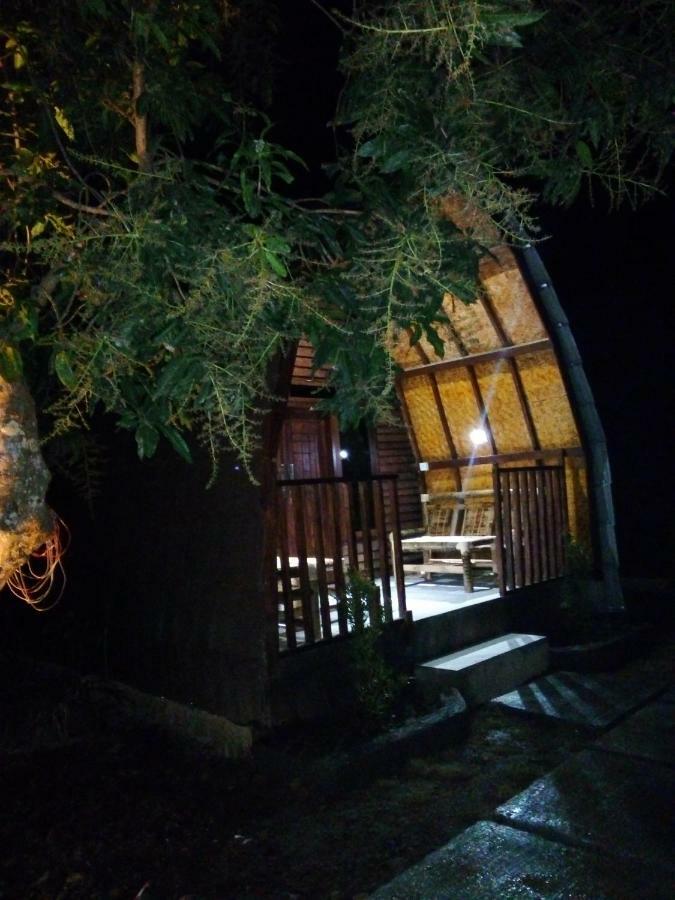 Bale Hostel Kuta  Екстер'єр фото