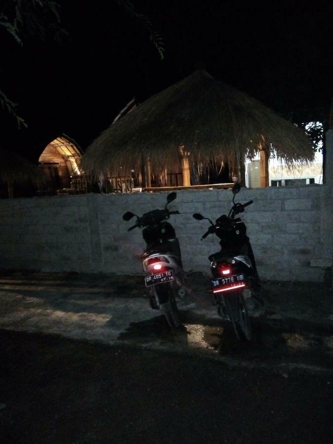 Bale Hostel Kuta  Екстер'єр фото