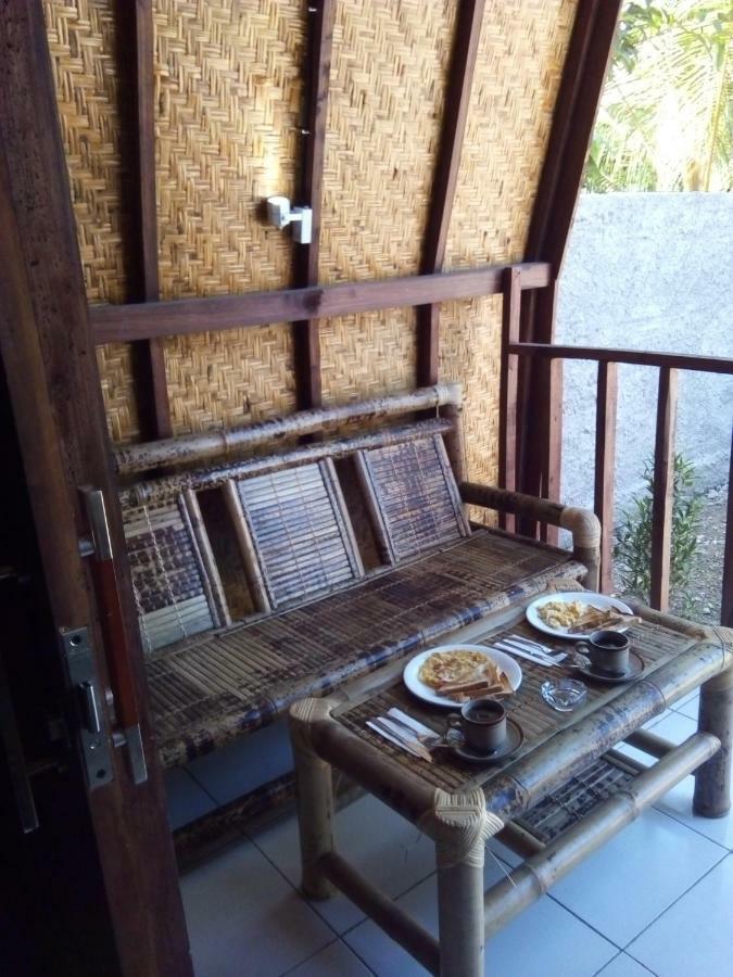 Bale Hostel Kuta  Екстер'єр фото