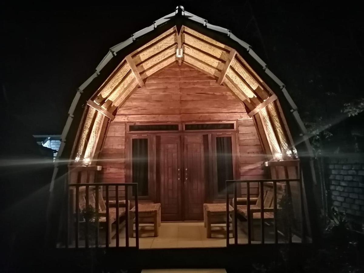 Bale Hostel Kuta  Екстер'єр фото